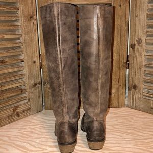 Diba Shoes - Diba tall genuine leather boots. Great condition. Diba Shoes - Diba tall genuine leather boots. Great condition.